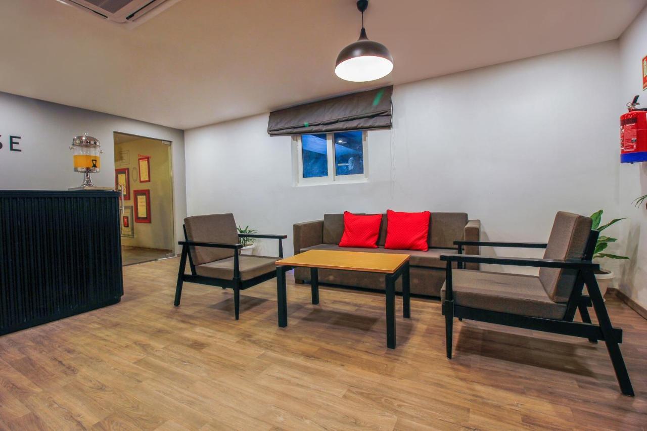 Townhouse White Ridge Shivam Road Hotel Lālāguda Exterior photo
