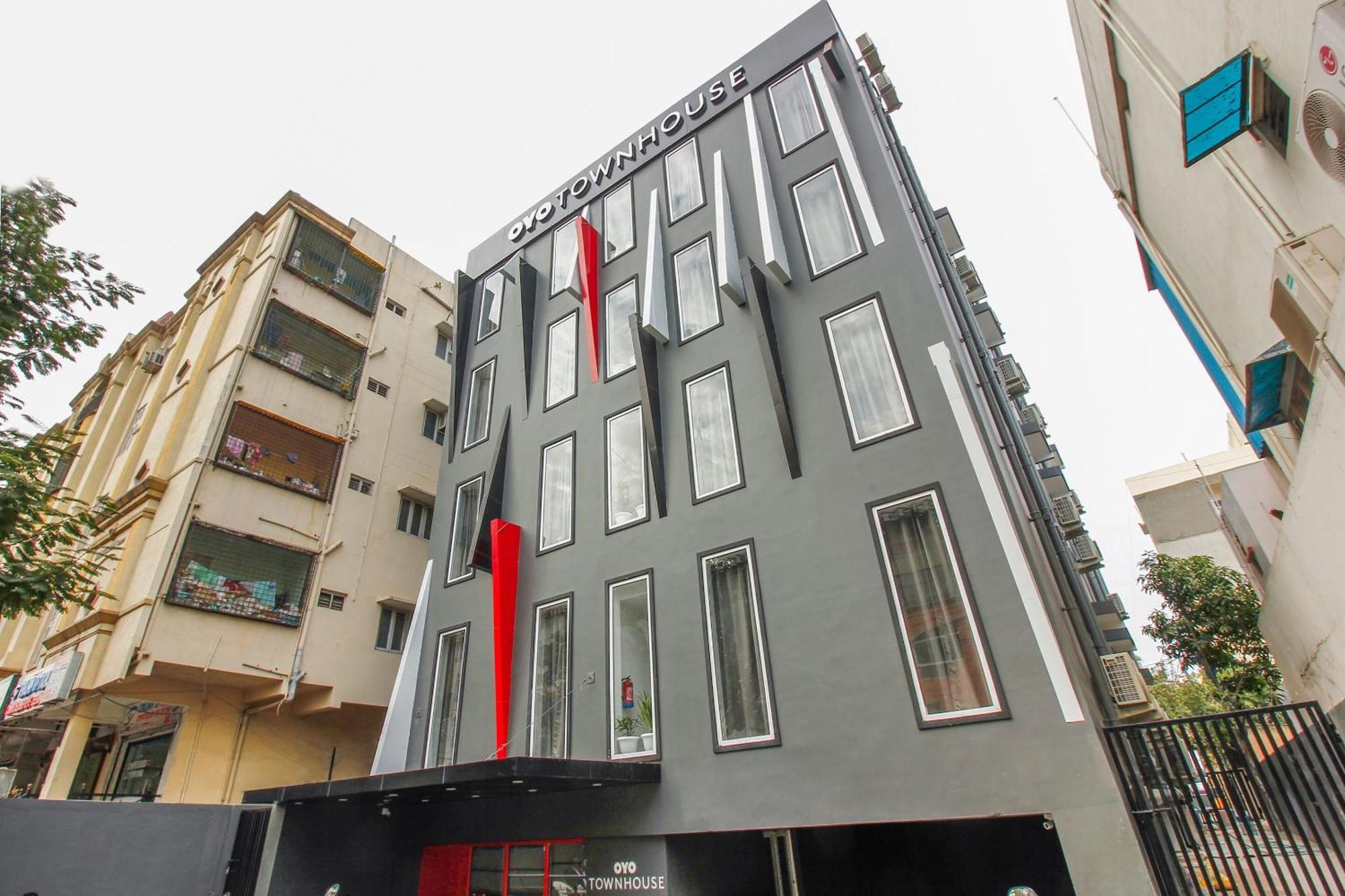 Townhouse White Ridge Shivam Road Hotel Lālāguda Exterior photo
