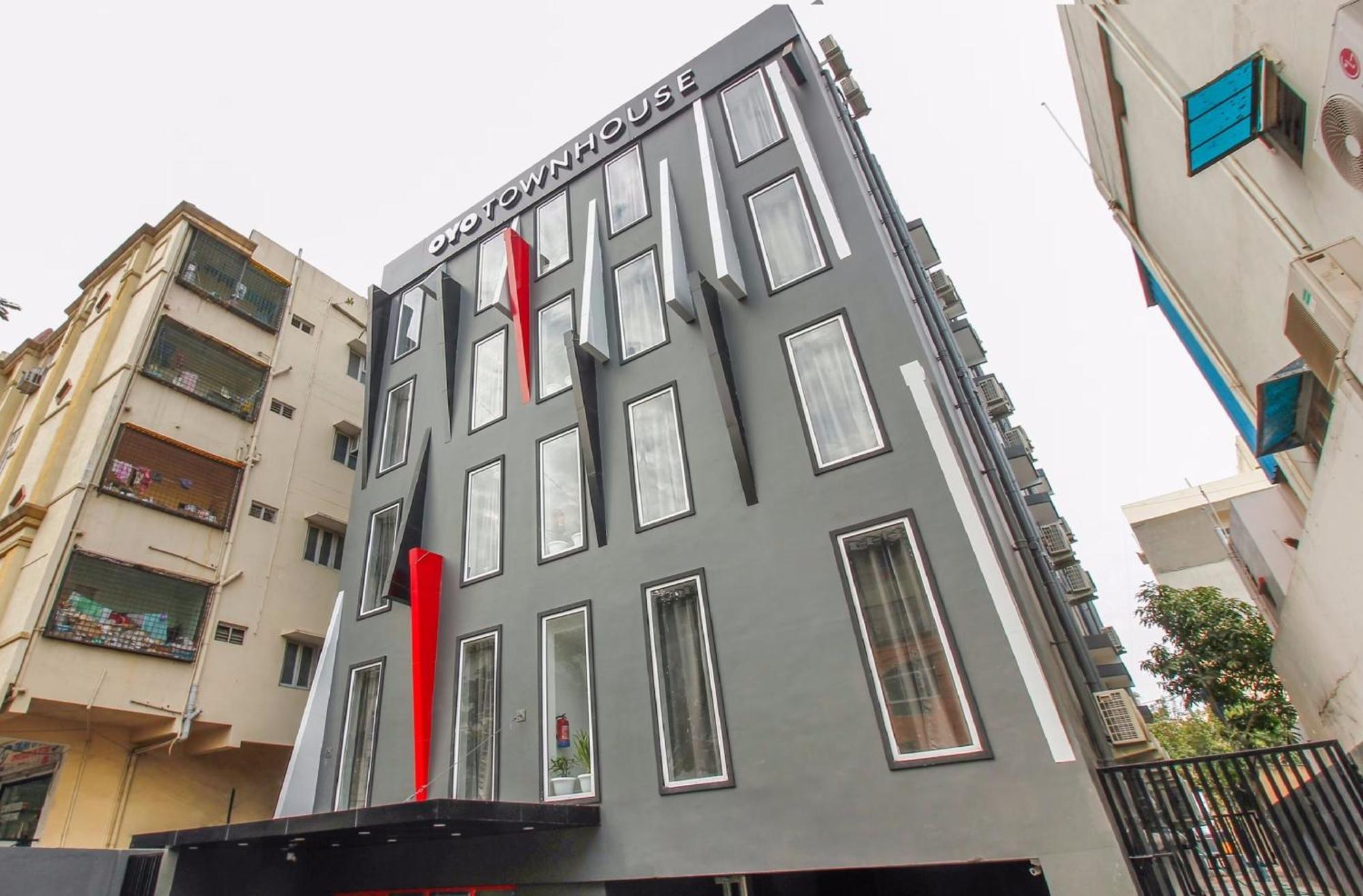 Townhouse White Ridge Shivam Road Hotel Lālāguda Exterior photo