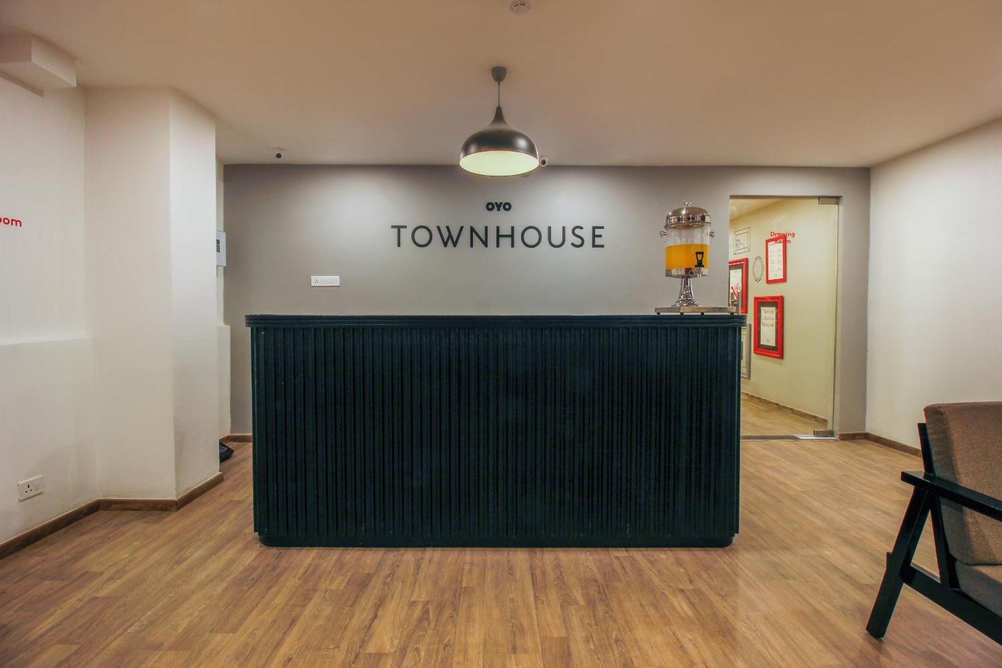 Townhouse White Ridge Shivam Road Hotel Lālāguda Exterior photo