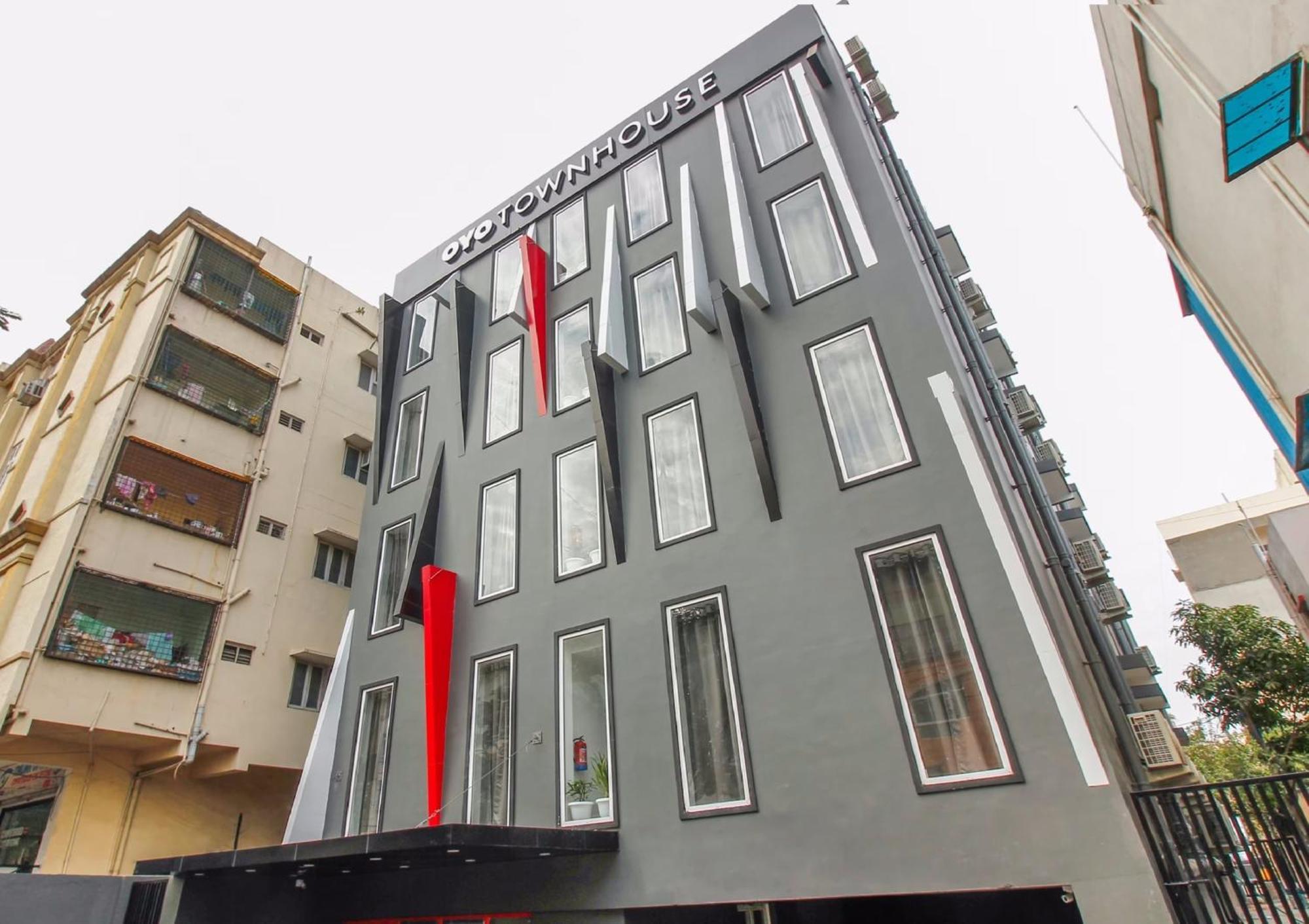 Townhouse White Ridge Shivam Road Hotel Lālāguda Exterior photo