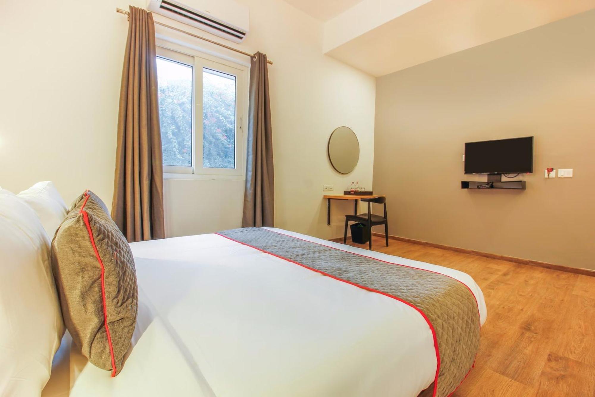Townhouse White Ridge Shivam Road Hotel Lālāguda Exterior photo